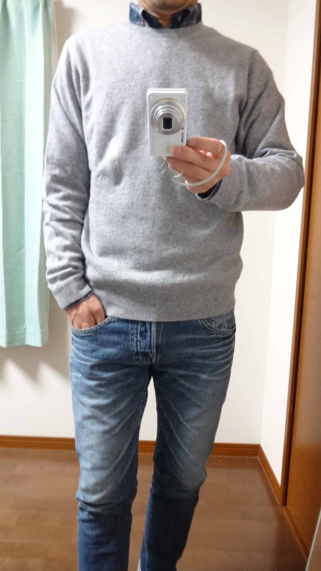 ご覧ください レオナルドダ シャーロックホームズ ユニクロ カシミヤ セーター メンズ コーデ Hida Kayabuki Jp